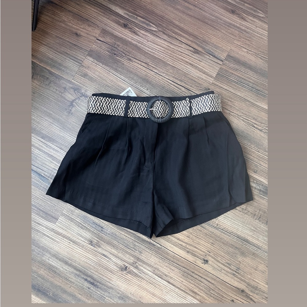 H&M Black High Waist Women's Twill Shorts size 2